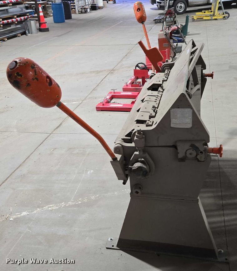 image for item ES2880 1983 Chicago BPO-414-6 brake machine