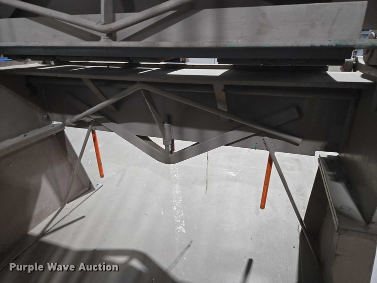 image for item ES2880 1983 Chicago BPO-414-6 brake machine