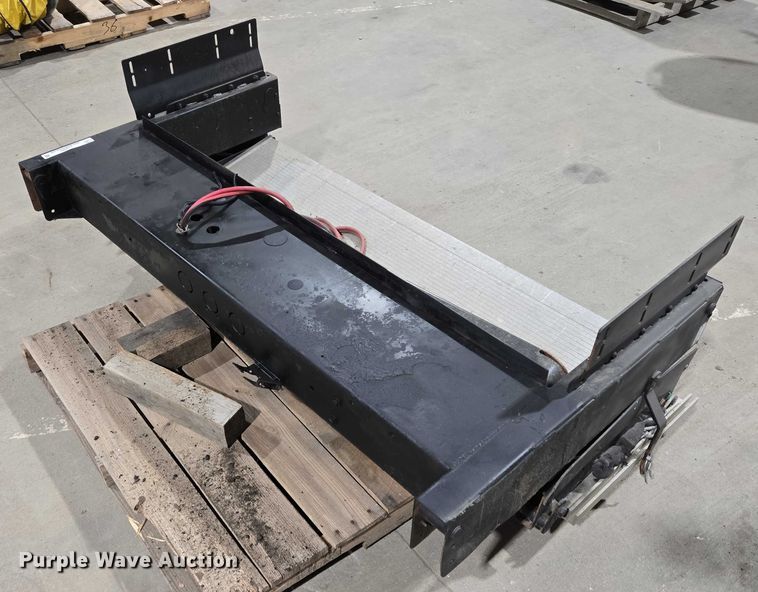 image for item ES2883 Tommy Gate PST60-1542S38EA06-18 end gate lift