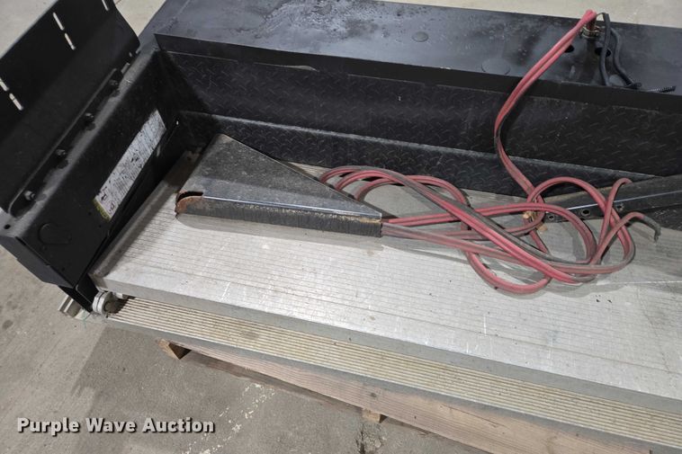 image for item ES2883 Tommy Gate PST60-1542S38EA06-18 end gate lift