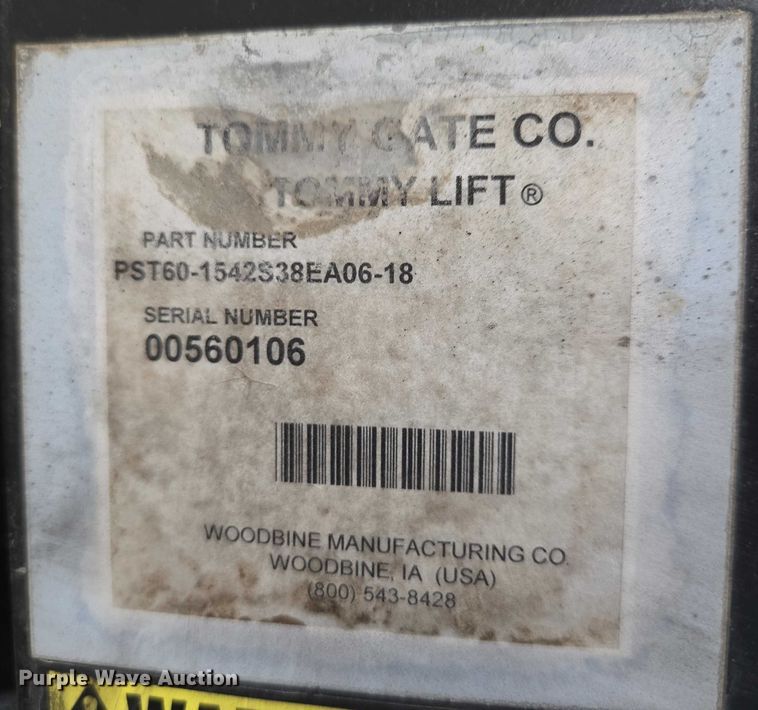 image for item ES2883 Tommy Gate PST60-1542S38EA06-18 end gate lift