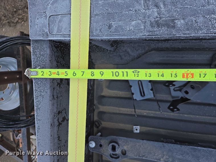 image for item ES2891 Ford pickup bed