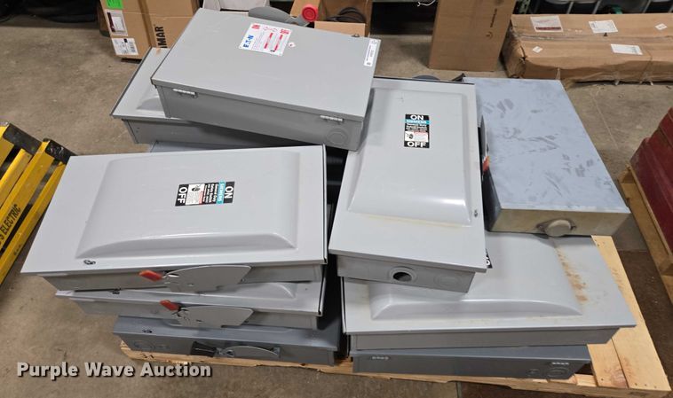 image for item ES2895 (15) electrical switches