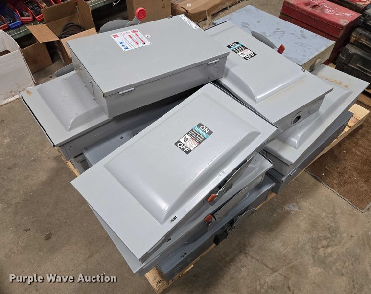 image for item ES2895 (15) electrical switches