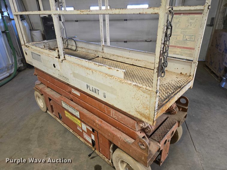 image for item ES2897 Snorkel SL-20 SL-20 scissor lift