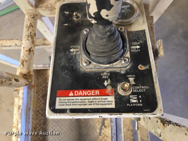 image for item ES2897 Snorkel SL-20 SL-20 scissor lift