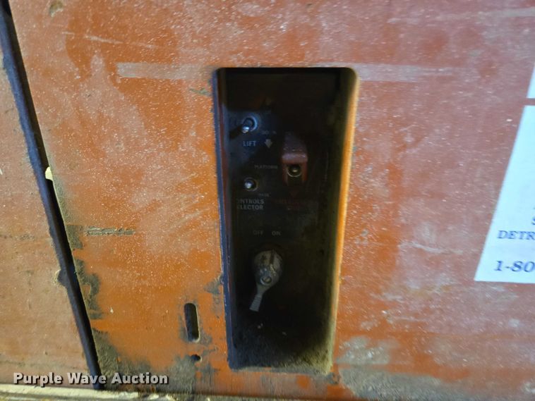 image for item ES2897 Snorkel SL-20 SL-20 scissor lift