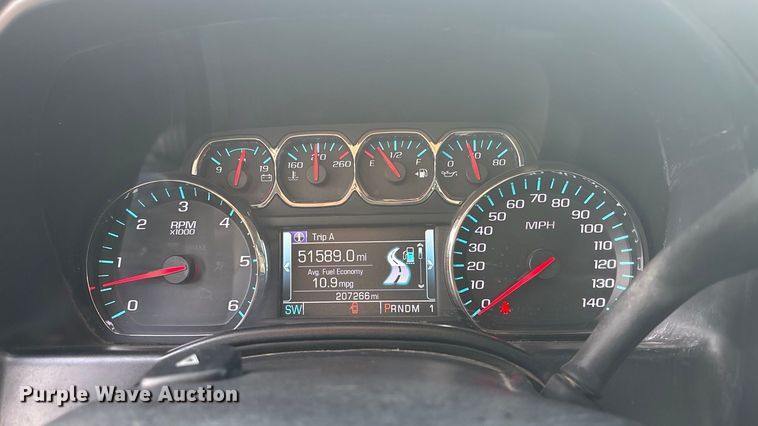 image for item ES5009 2015 Chevrolet Silverado 2500HD Crew Cab pickup truck