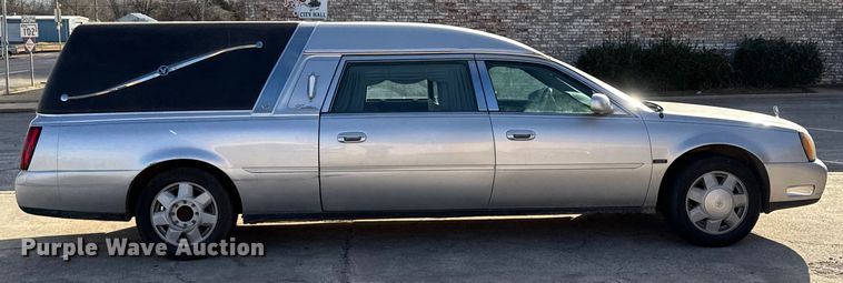 image for item ES5505 2001 Cadillac Eagle hearse