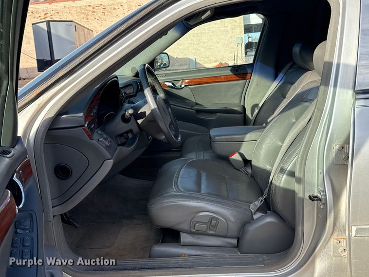 image for item ES5505 2001 Cadillac Eagle hearse