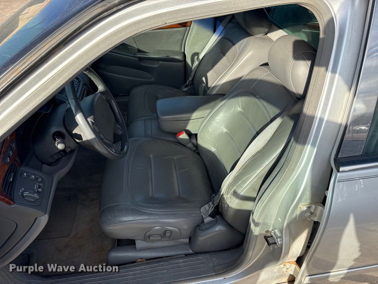 image for item ES5505 2001 Cadillac Eagle hearse