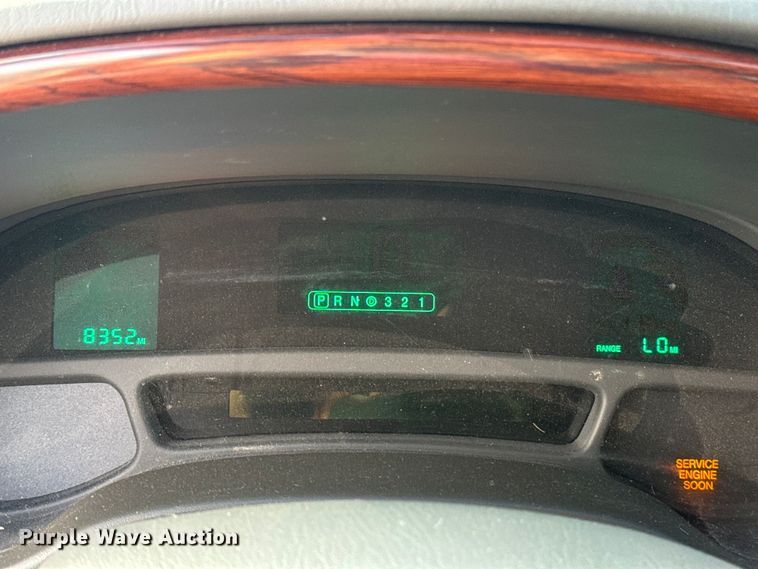 image for item ES5505 2001 Cadillac Eagle hearse