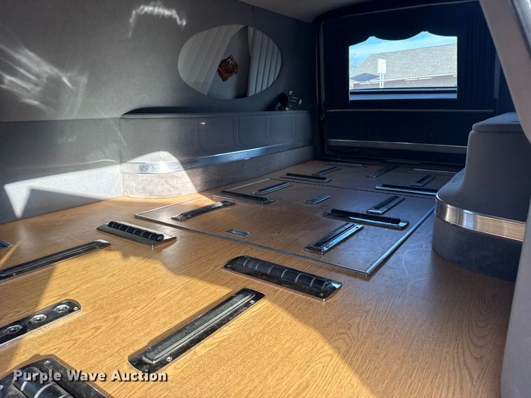 image for item ES5505 2001 Cadillac Eagle hearse