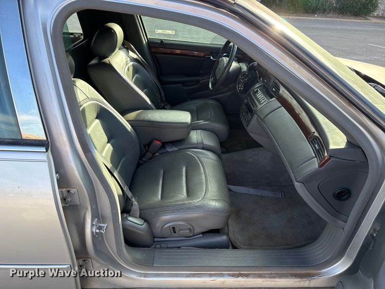 image for item ES5505 2001 Cadillac Eagle hearse