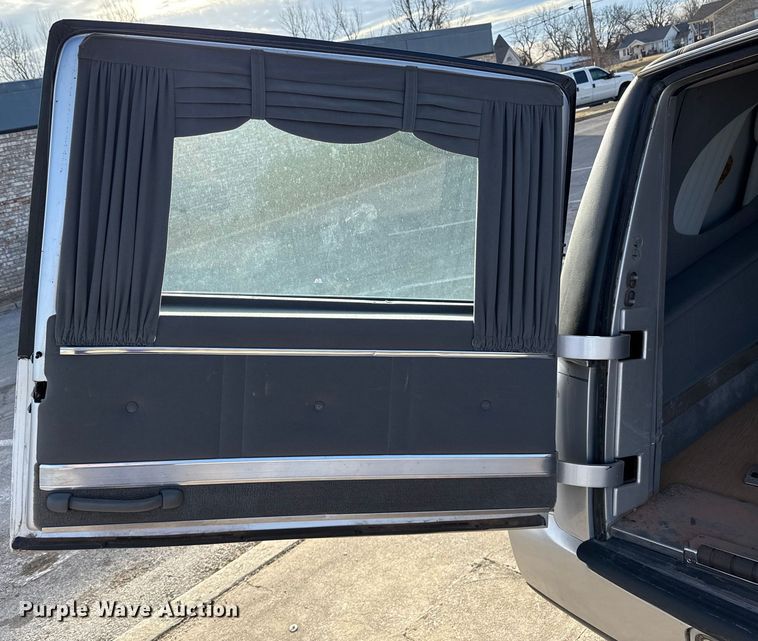 image for item ES5505 2001 Cadillac Eagle hearse