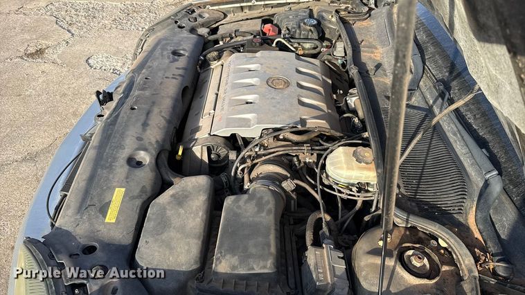 image for item ES5505 2001 Cadillac Eagle hearse