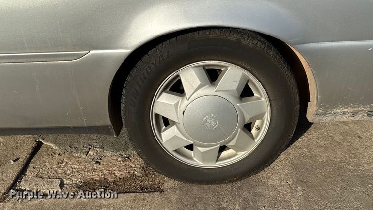 image for item ES5505 2001 Cadillac Eagle hearse