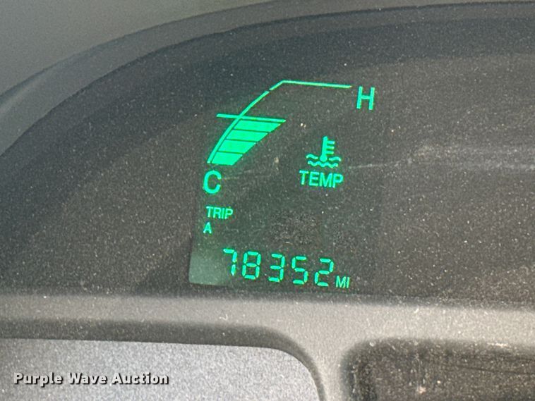 image for item ES5505 2001 Cadillac Eagle hearse