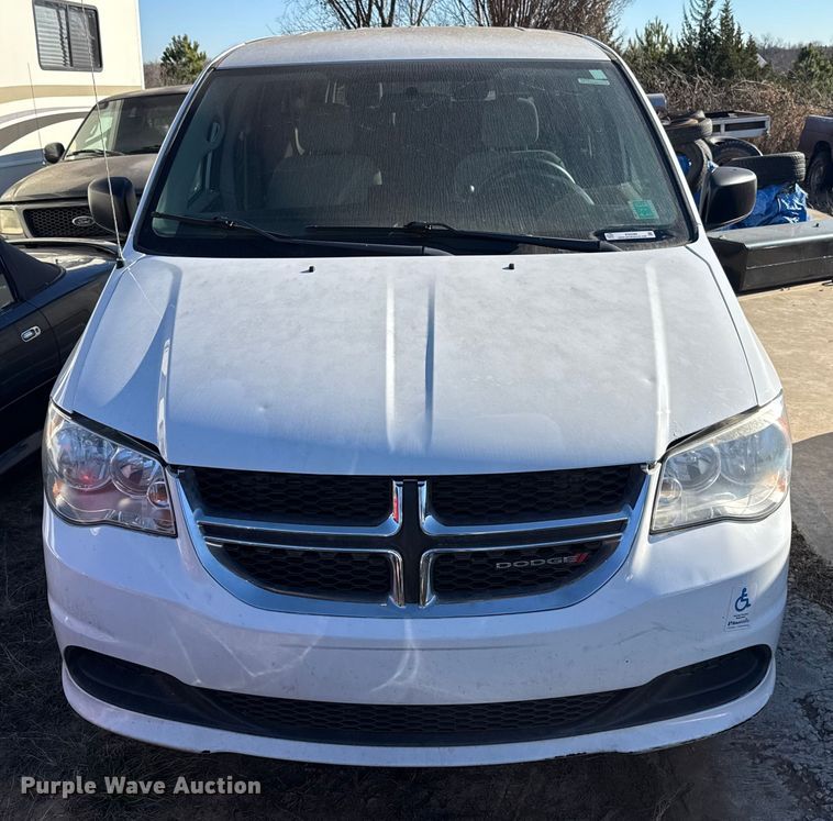 image for item ES5585 2016 Dodge Grand Caravan handicap accessible van