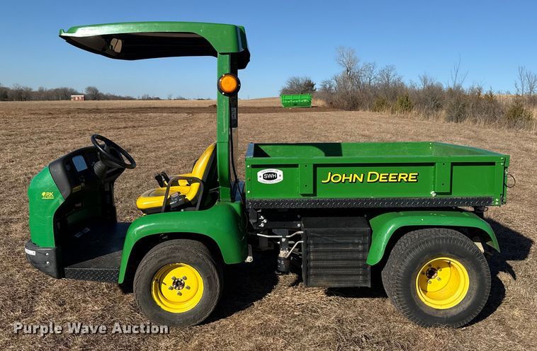 image for item ES5601 2018 John Deere 2030A utility vehicle