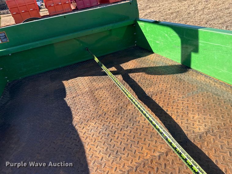 image for item ES5601 2018 John Deere 2030A utility vehicle