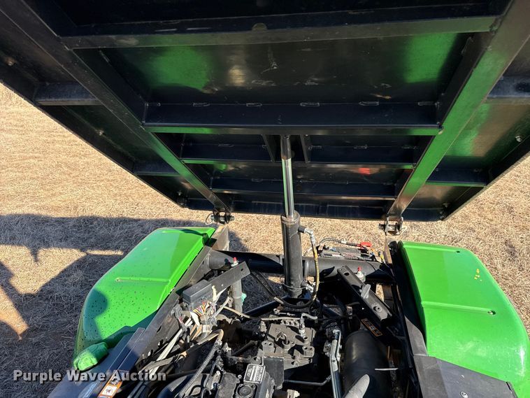 image for item ES5601 2018 John Deere 2030A utility vehicle