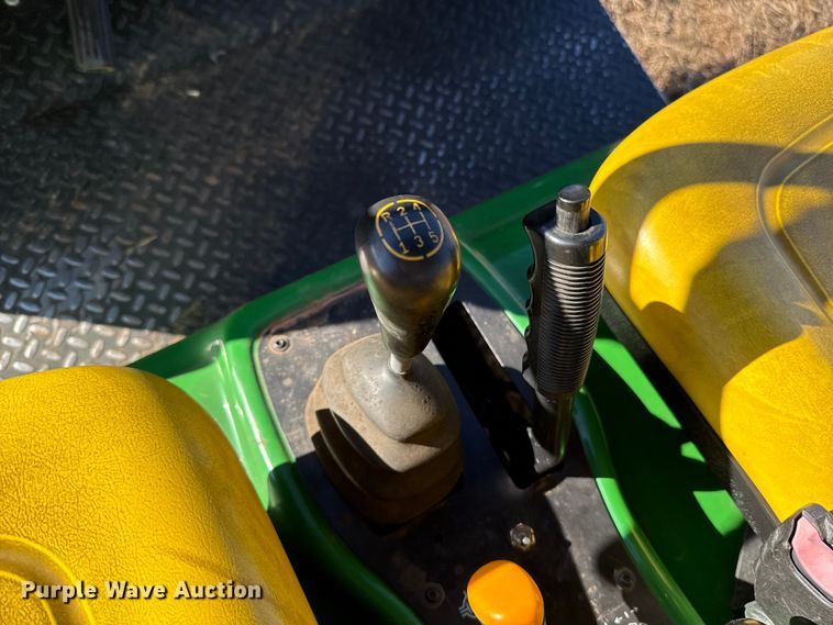 image for item ES5601 2018 John Deere 2030A utility vehicle