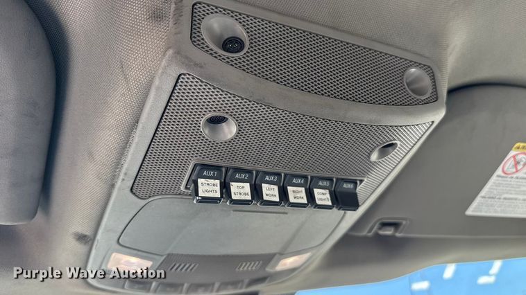 image for item ES5701 2020 Ford F350 utility bed pickup truck