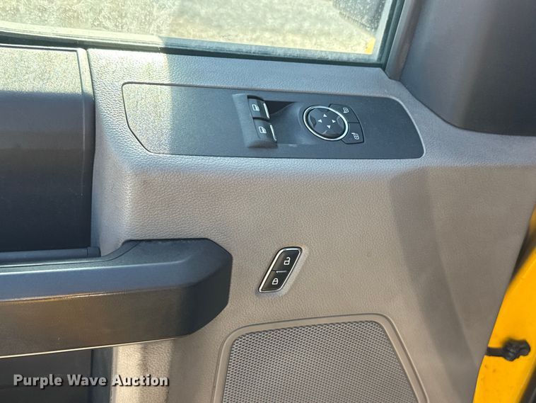 image for item ES5703 2020 Ford F350 utility bed pickup truck