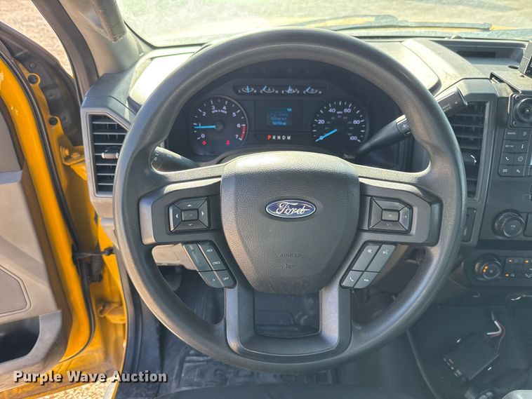 image for item ES5703 2020 Ford F350 utility bed pickup truck