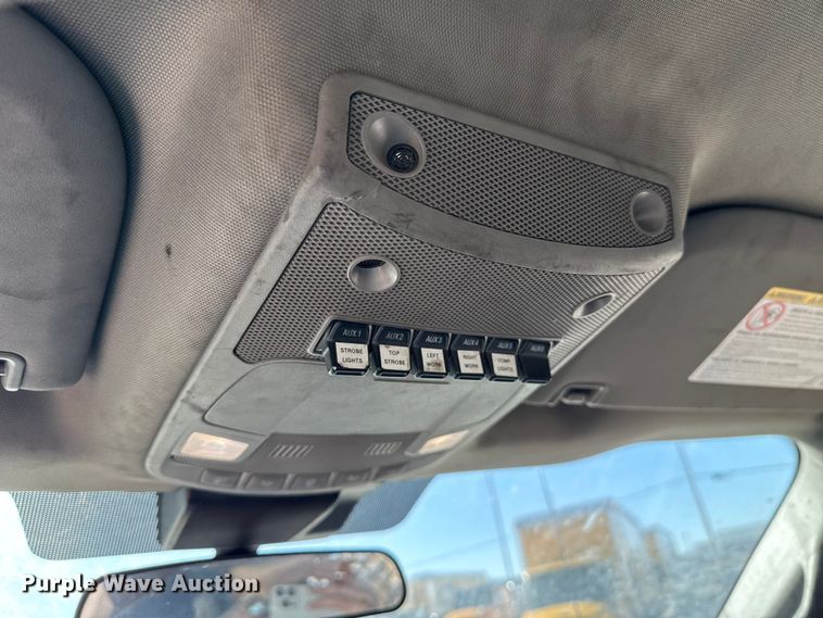 image for item ES5703 2020 Ford F350 utility bed pickup truck