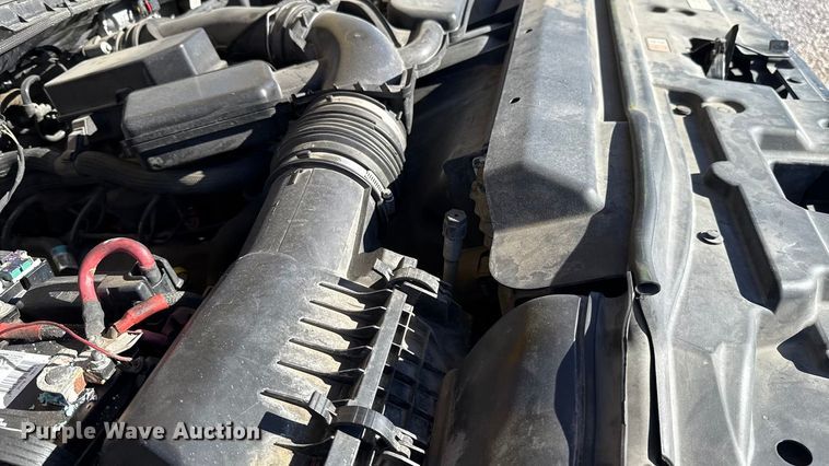 image for item ES5703 2020 Ford F350 utility bed pickup truck