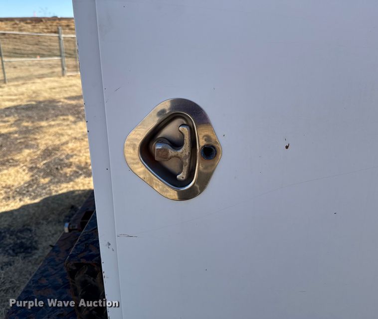 image for item ES5764 2015 Ford F350 Super Duty Crew Cab utility bed pickup truck