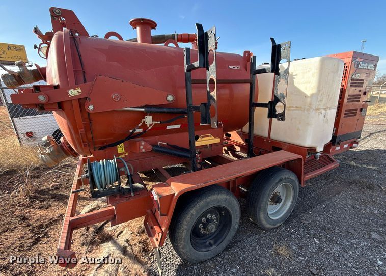 image for item ES5767 2017 Ditch Witch FX50 vacuum excavator