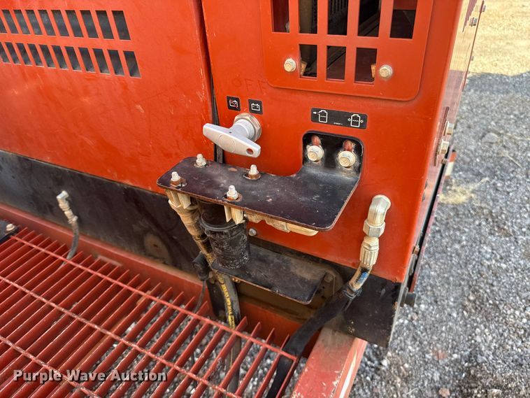 image for item ES5767 2017 Ditch Witch FX50 vacuum excavator