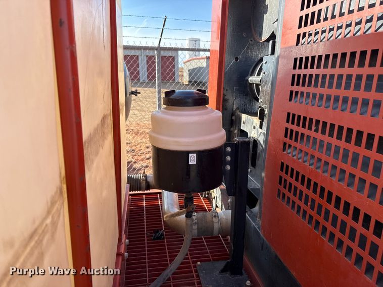 image for item ES5767 2017 Ditch Witch FX50 vacuum excavator