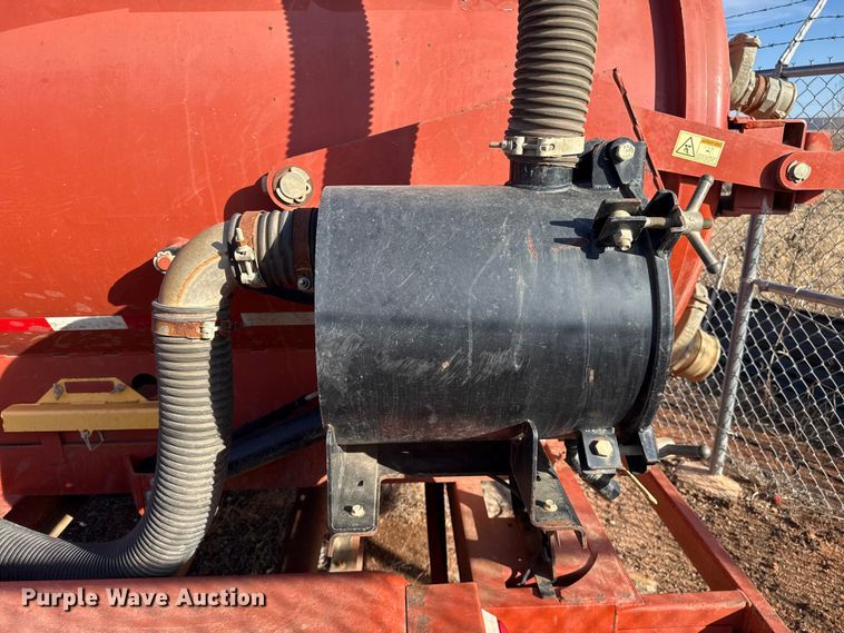 image for item ES5767 2017 Ditch Witch FX50 vacuum excavator