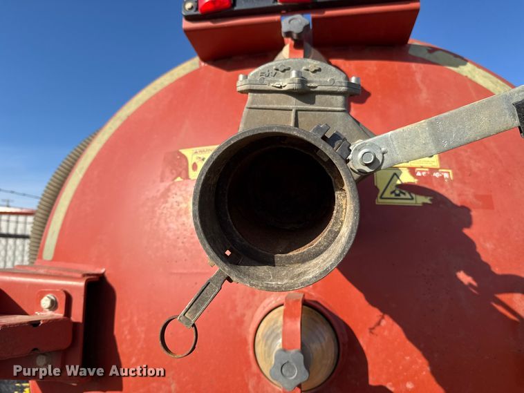 image for item ES5767 2017 Ditch Witch FX50 vacuum excavator