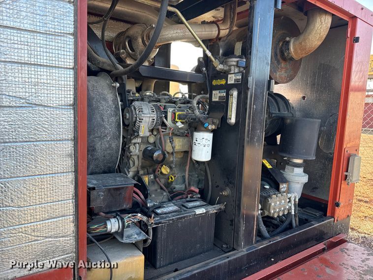 image for item ES5767 2017 Ditch Witch FX50 vacuum excavator