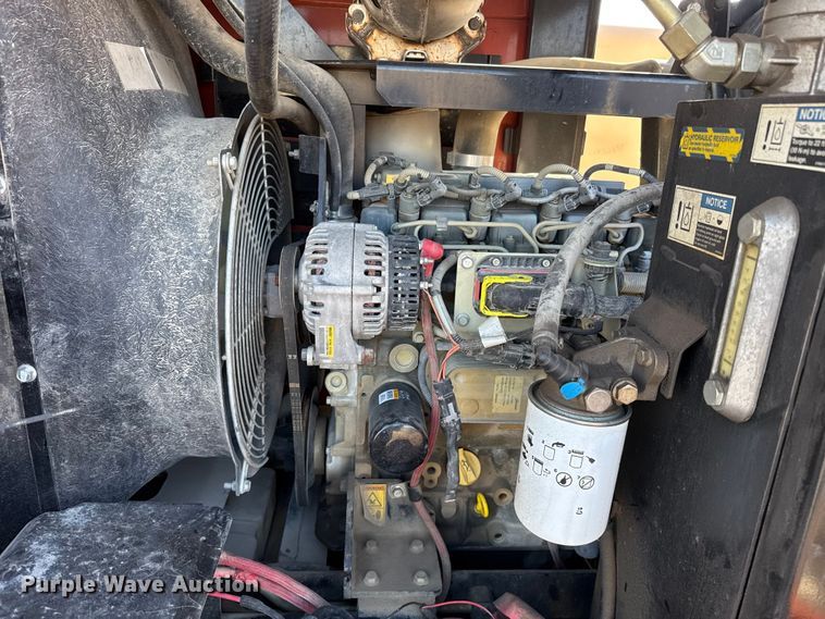 image for item ES5767 2017 Ditch Witch FX50 vacuum excavator