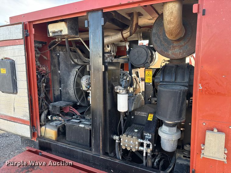 image for item ES5767 2017 Ditch Witch FX50 vacuum excavator