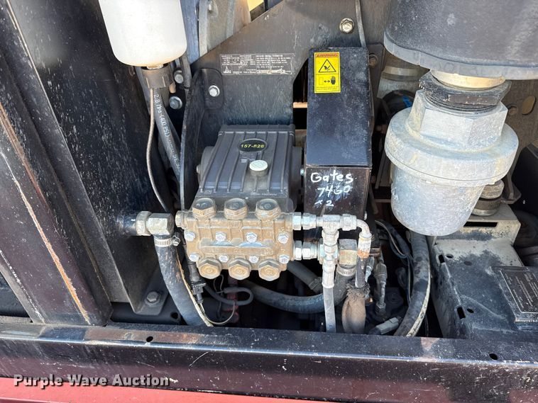 image for item ES5767 2017 Ditch Witch FX50 vacuum excavator