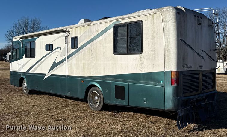 image for item ES5770 1999 Monaco Diplomat RV