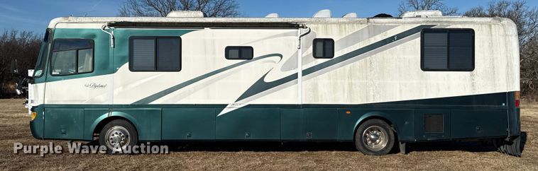 image for item ES5770 1999 Monaco Diplomat RV