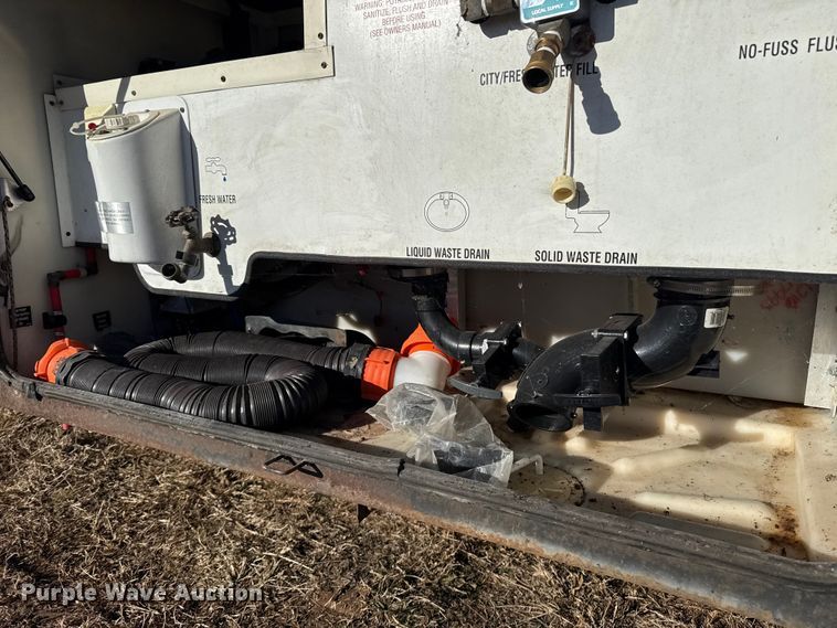 image for item ES5770 1999 Monaco Diplomat RV