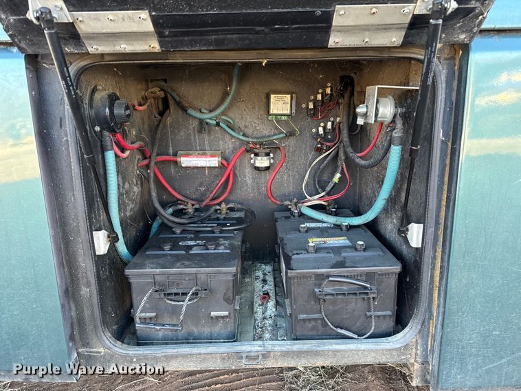 image for item ES5770 1999 Monaco Diplomat RV