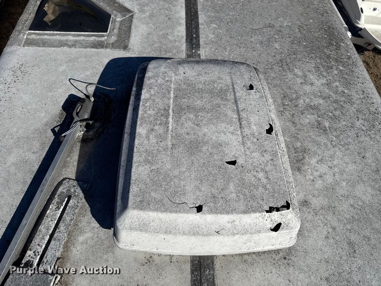 image for item ES5770 1999 Monaco Diplomat RV