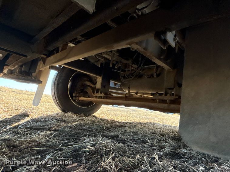 image for item ES5770 1999 Monaco Diplomat RV