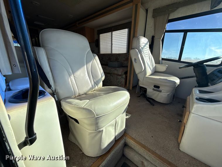 image for item ES5770 1999 Monaco Diplomat RV