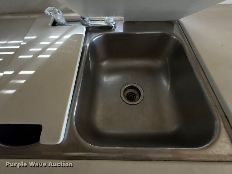 image for item ES5770 1999 Monaco Diplomat RV